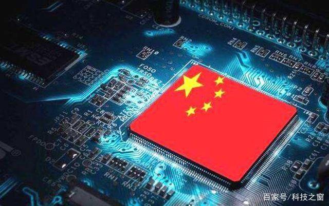 中國芯片邁出一大步，蝕刻機已達先進水平，光刻機迎頭快跑